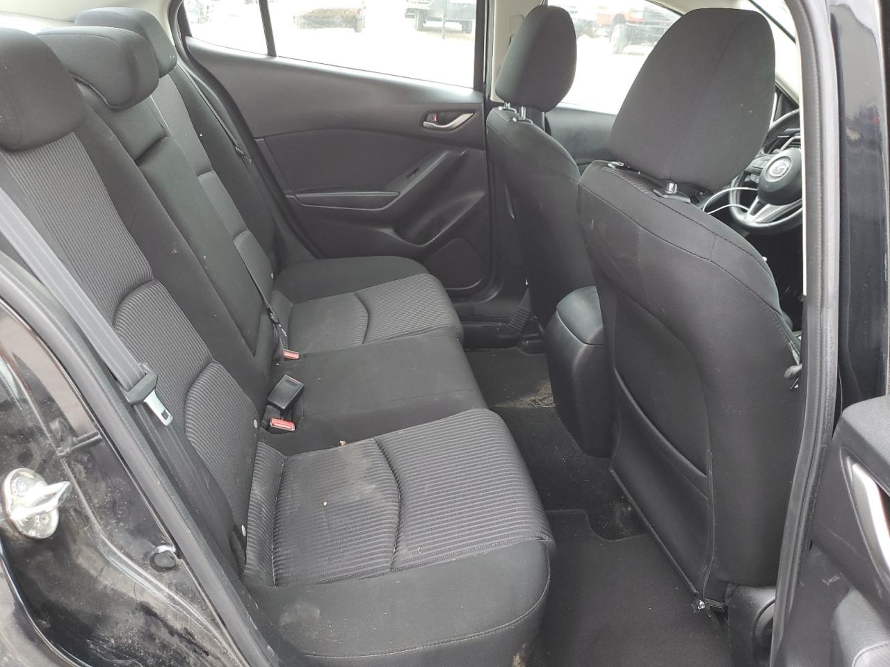 MAZDA 3 2016 — 11