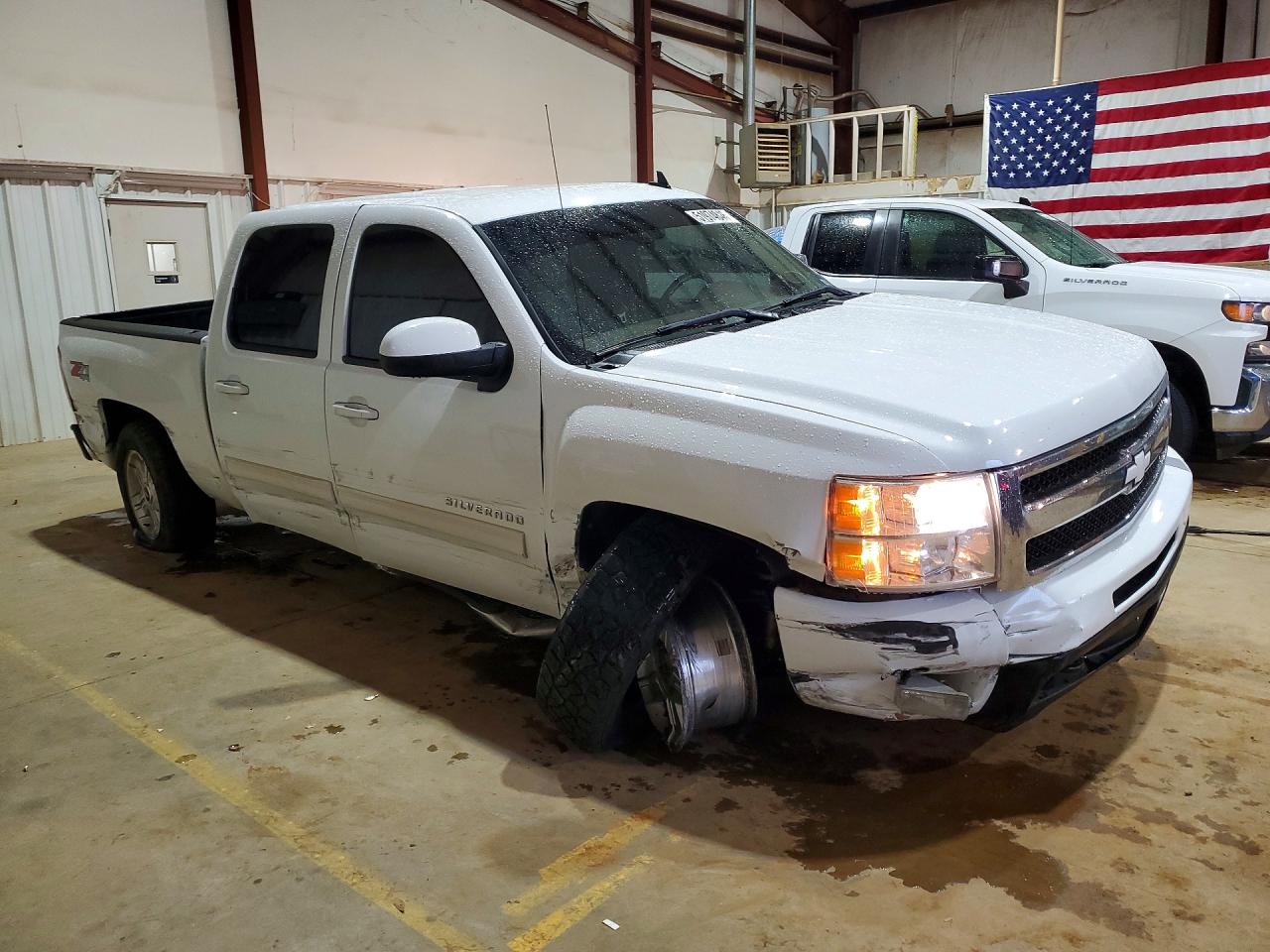 CHEVROLET SILVERADO 2011 — 5