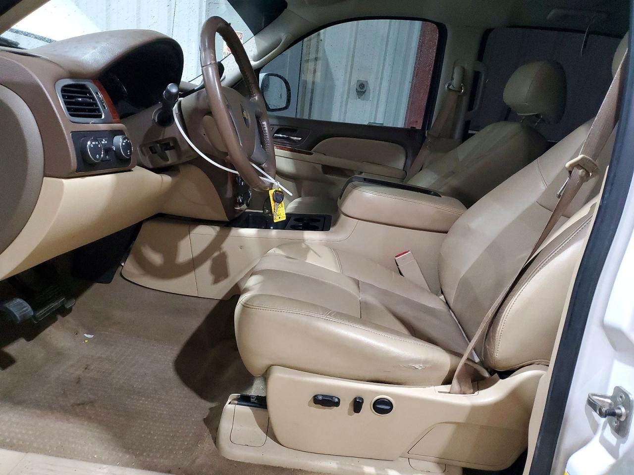 CHEVROLET SILVERADO 2011 — 8