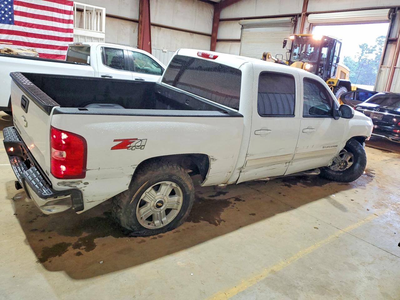 CHEVROLET SILVERADO 2011 — 4