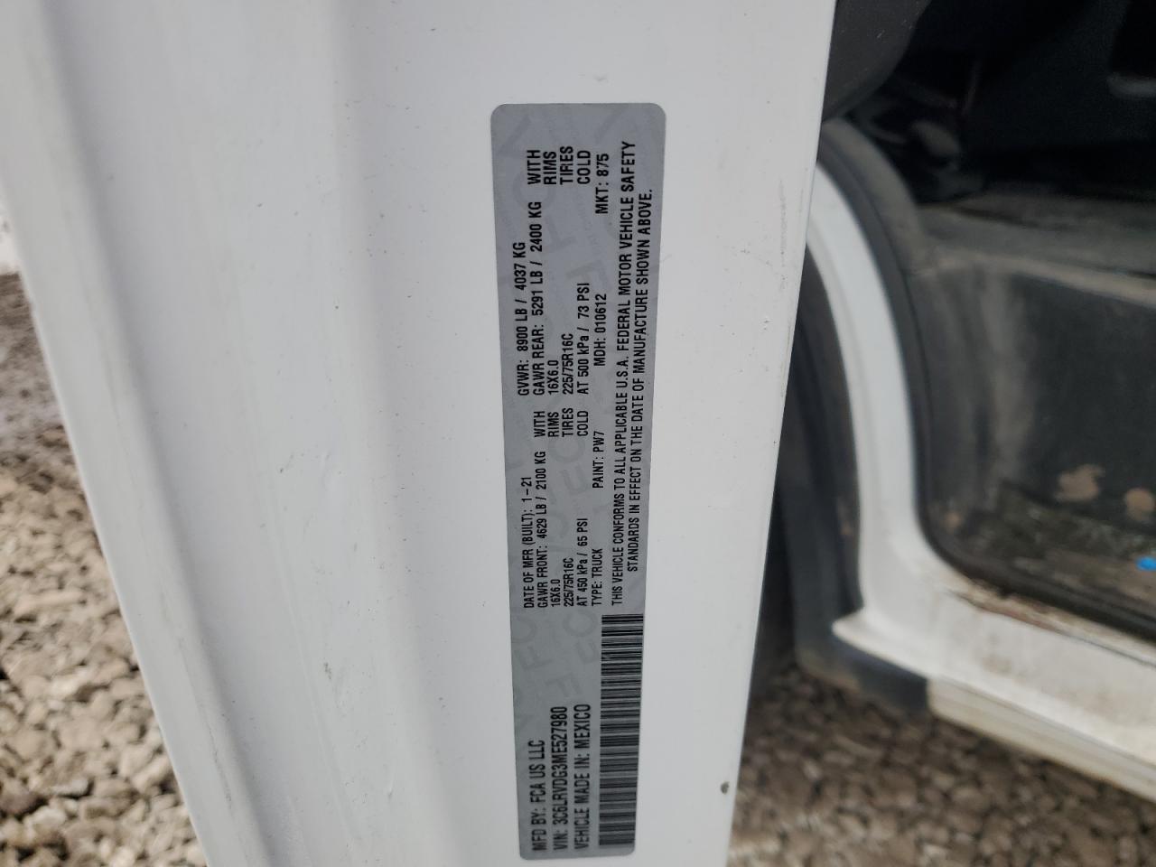 RAM PROMASTER 2500 2021 — 14