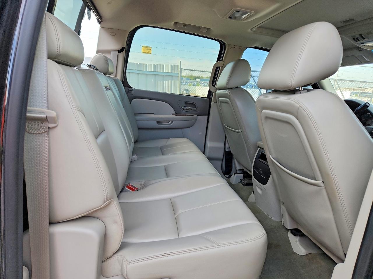 GMC SIERRA 2011 — 11