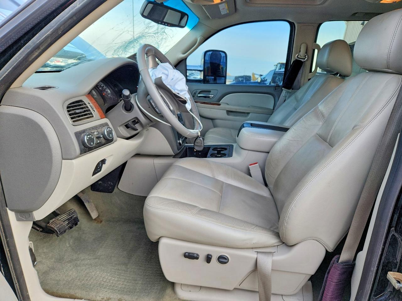 GMC SIERRA 2011 — 8
