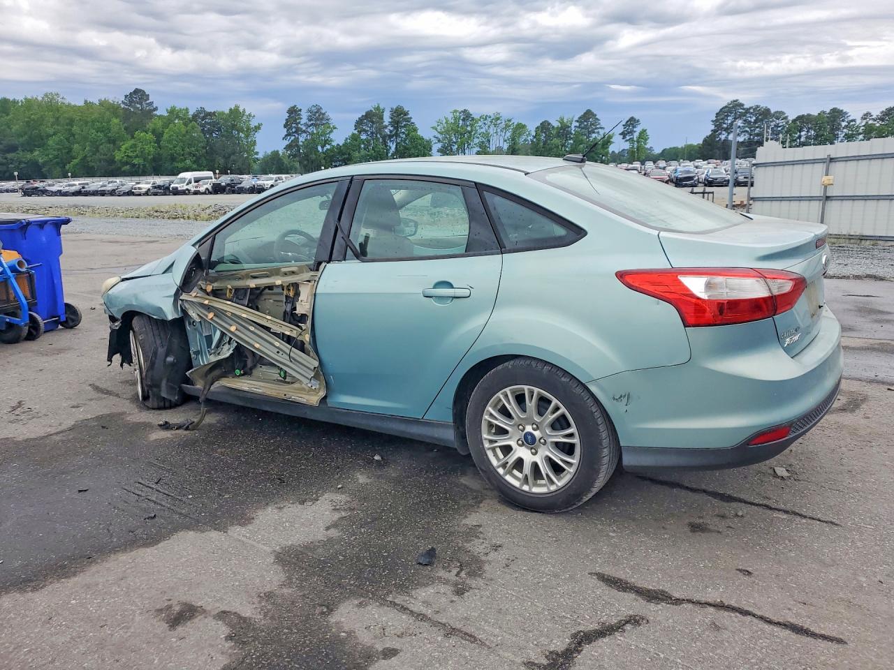 FORD FOCUS 2012 — 3