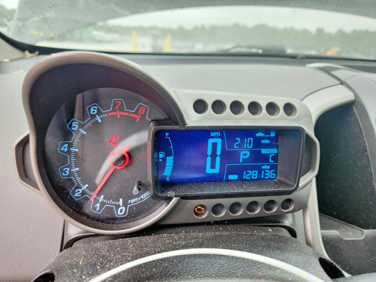 CHEVROLET SONIC 2014 — 10