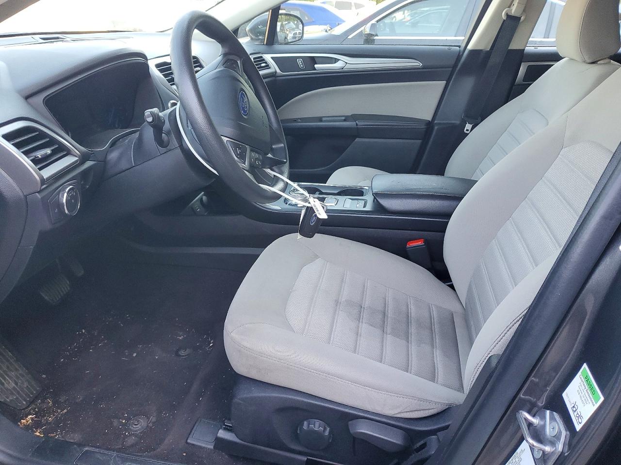 FORD FUSION 2020 — 8