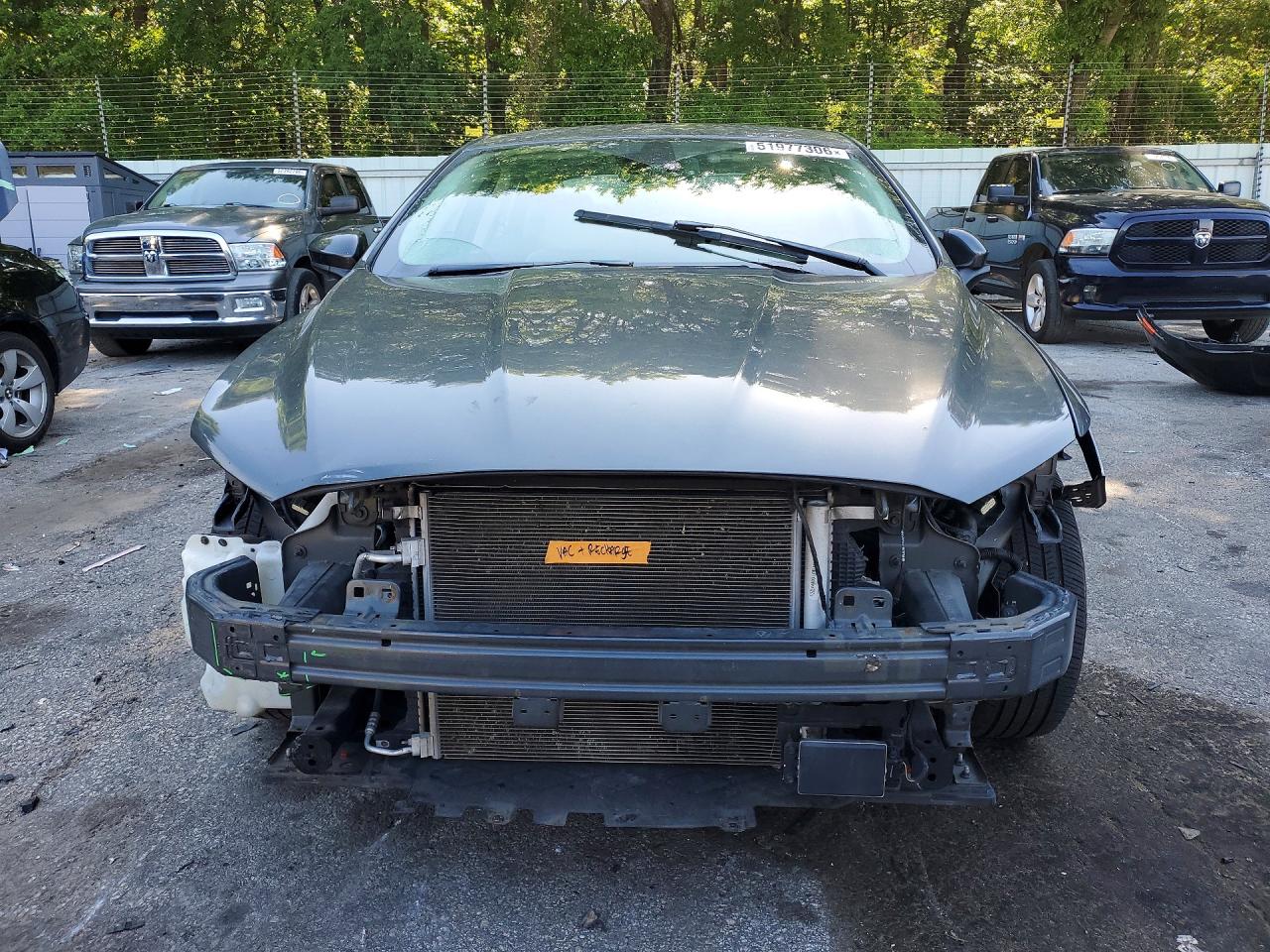 FORD FUSION 2020 — 6