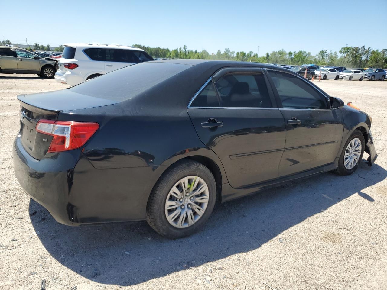 TOYOTA CAMRY 2014 — 4