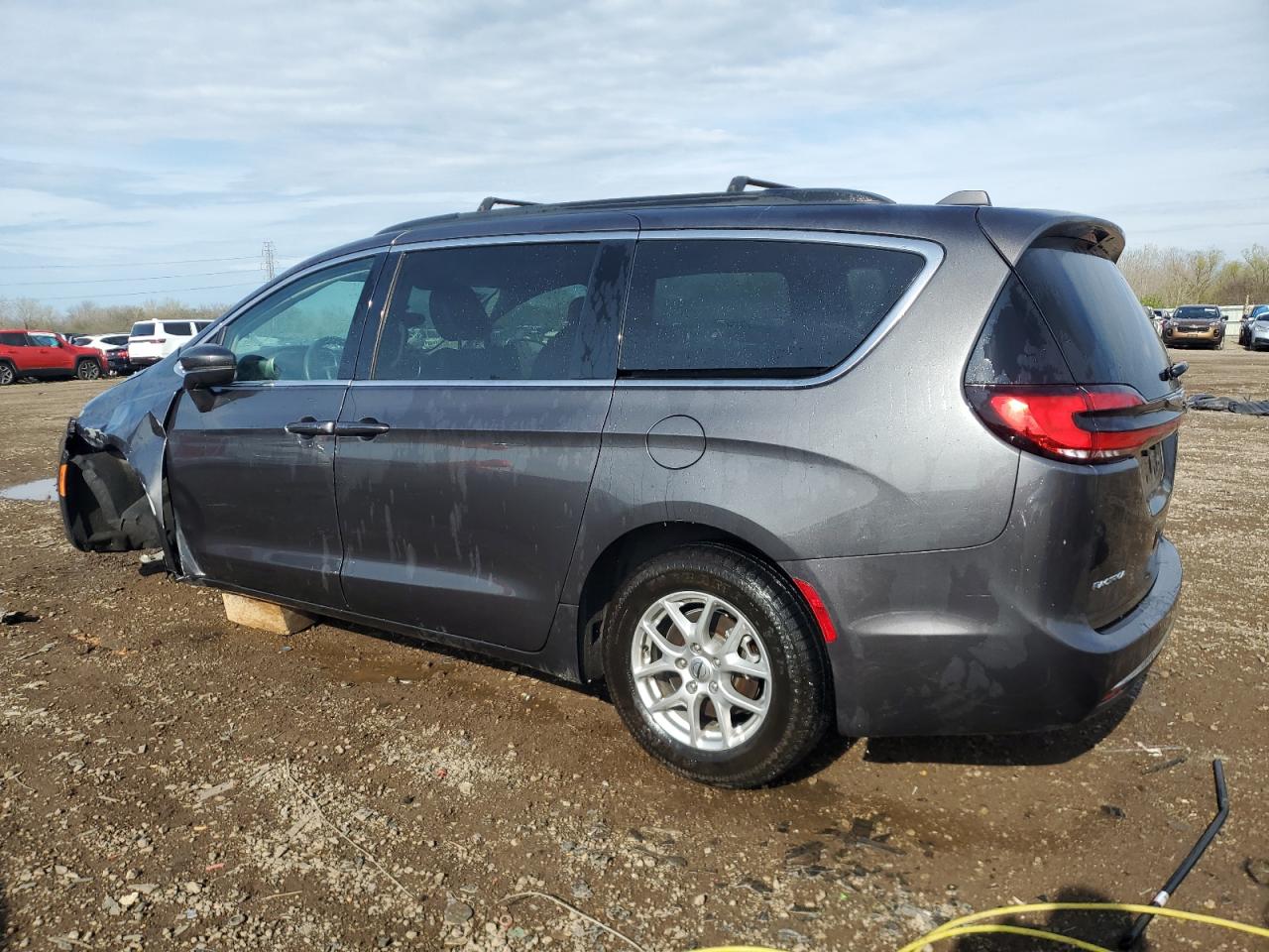 CHRYSLER PACIFICA 2022 — 3