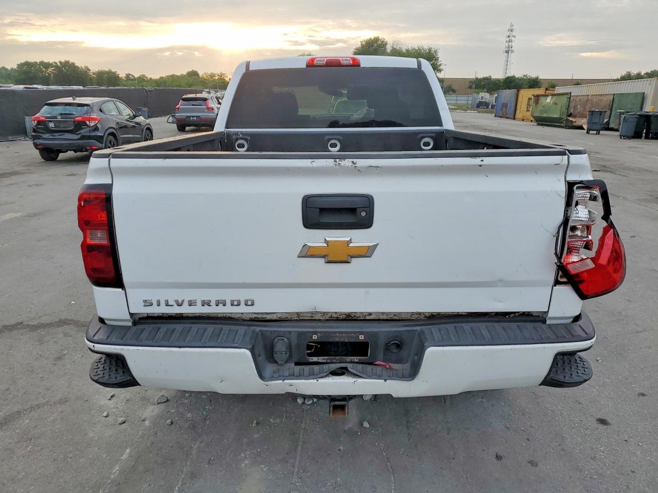 CHEVROLET SILVERADO 2016 — 7