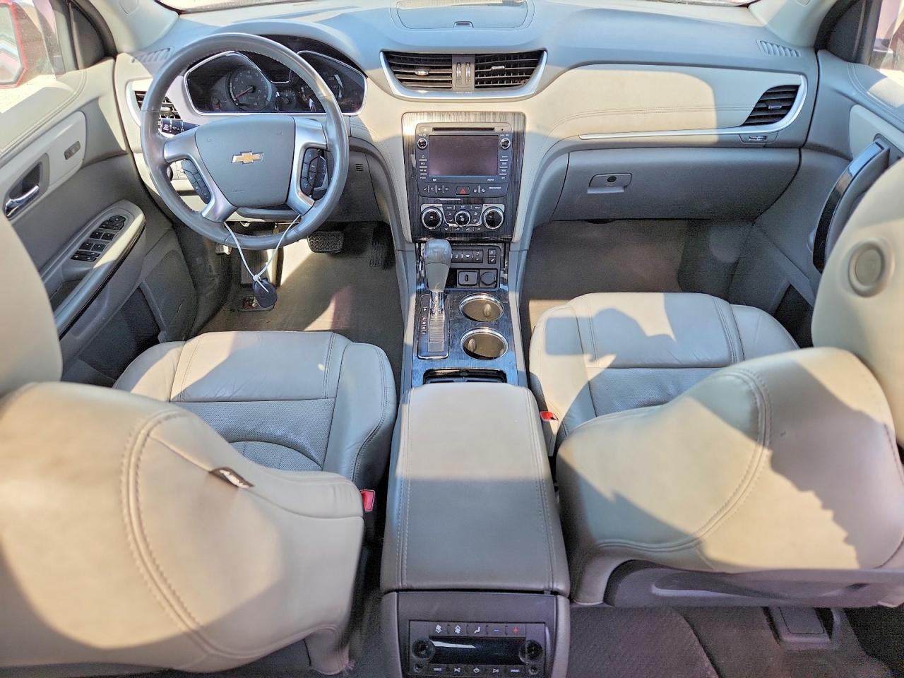 CHEVROLET TRAVERSE 2017 — 9