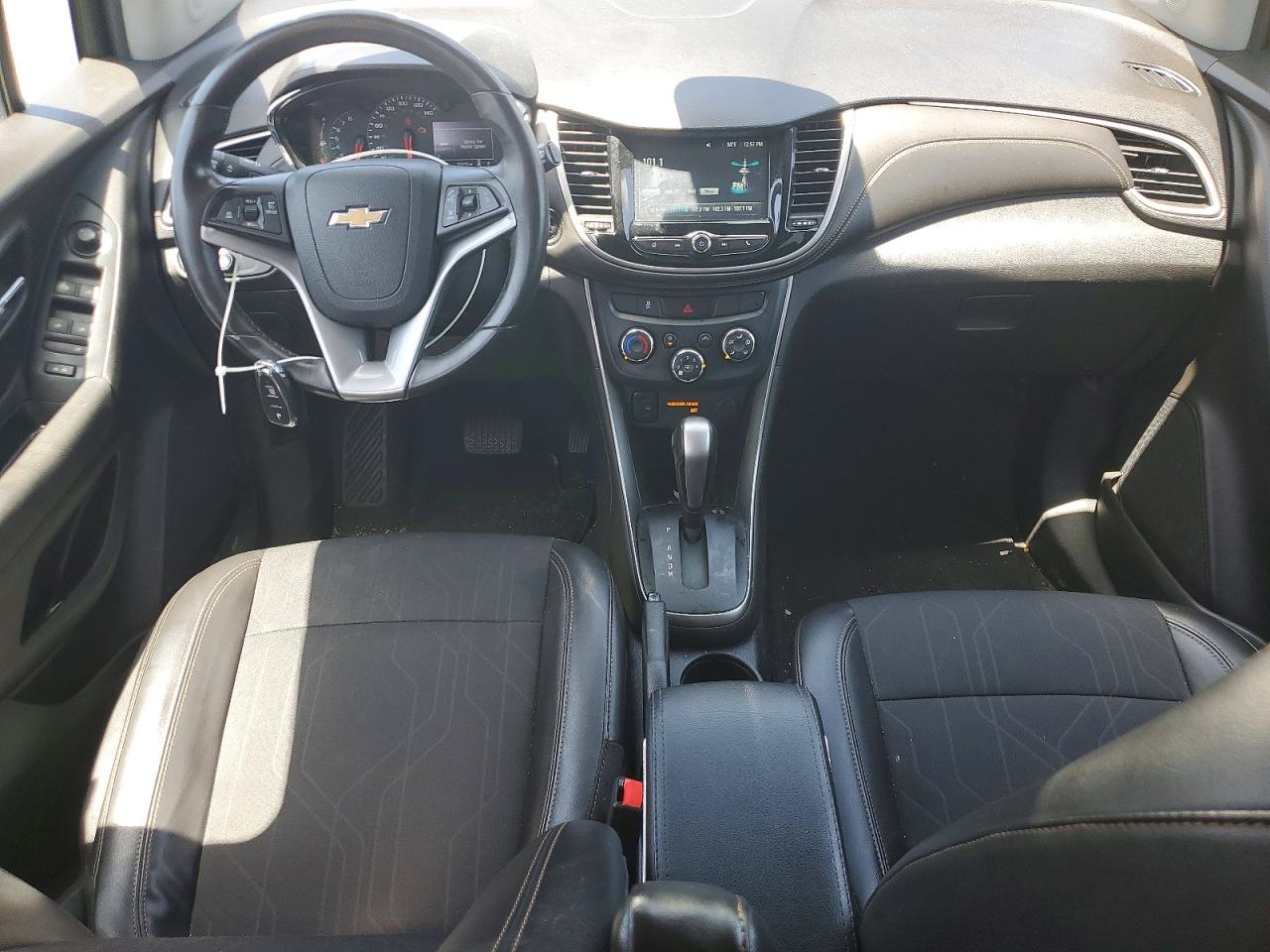 CHEVROLET TRAX 2017 — 9