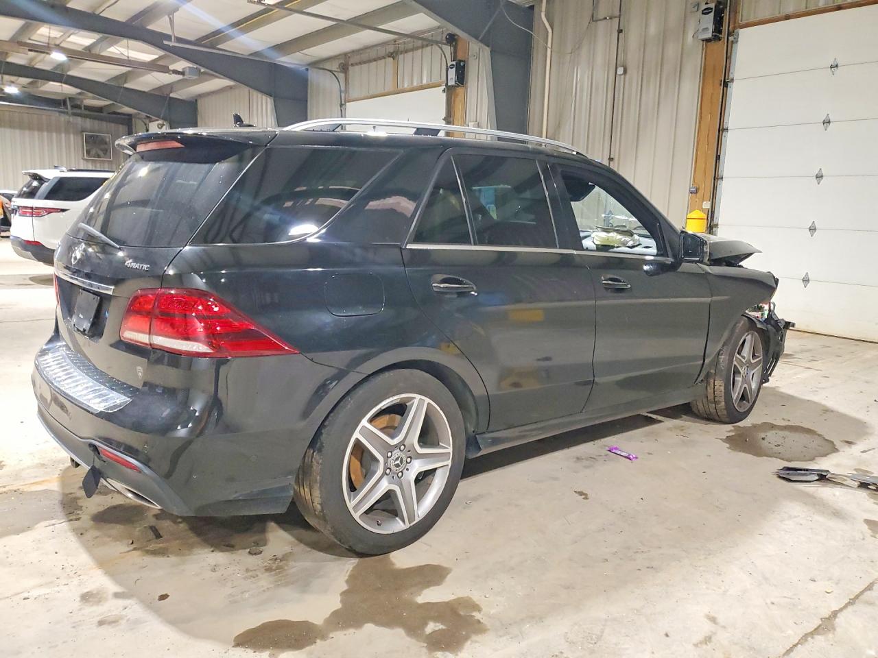 MERCEDES-BENZ GLE 2019 — 4