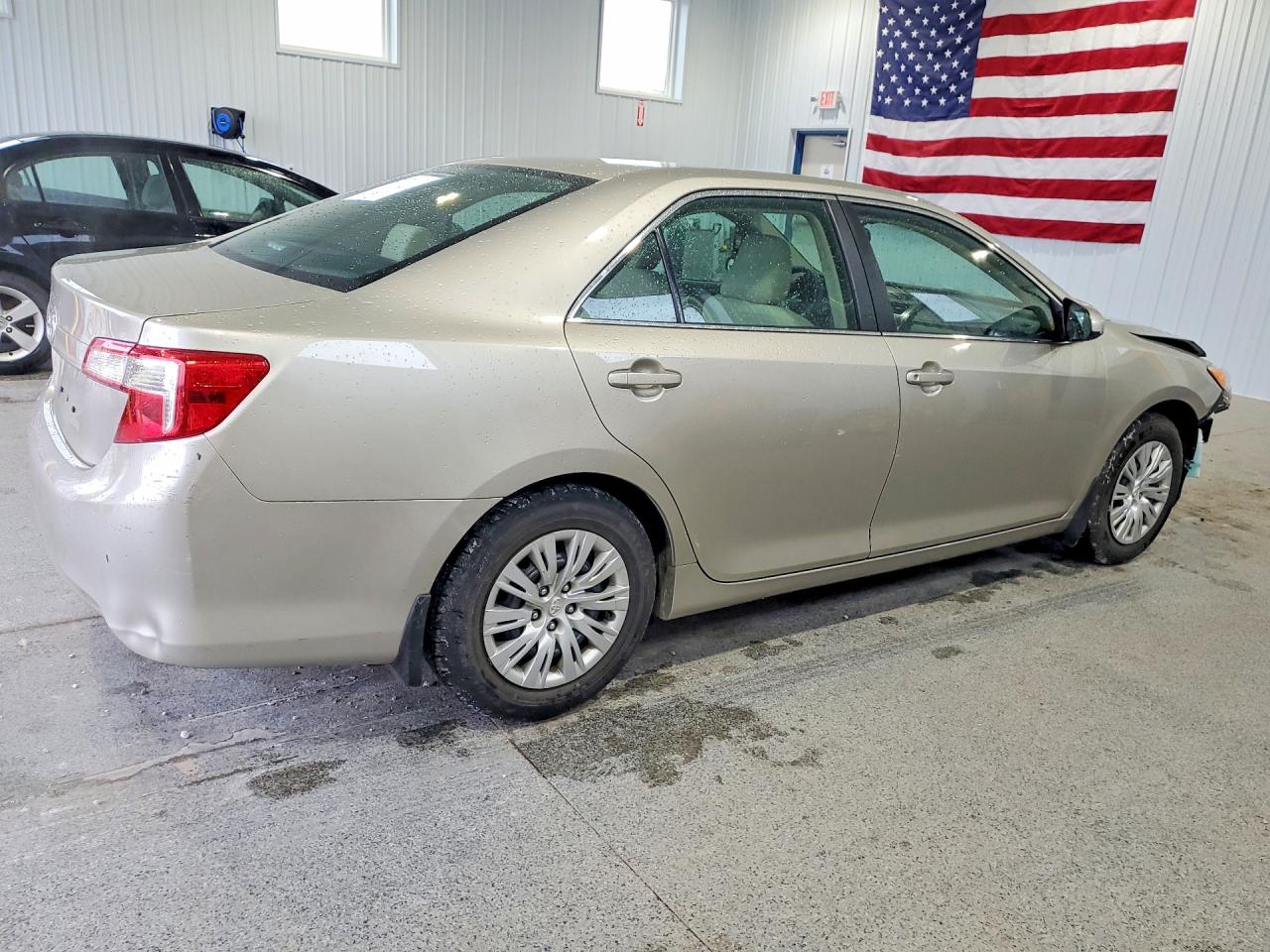 TOYOTA CAMRY 2014 — 4