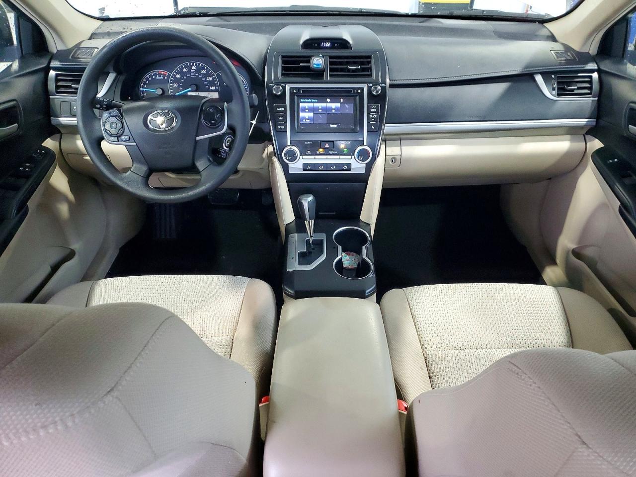 TOYOTA CAMRY 2014 — 9