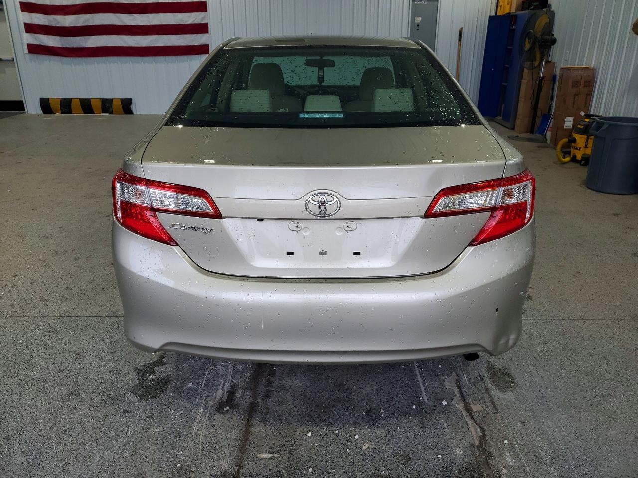 TOYOTA CAMRY 2014 — 7