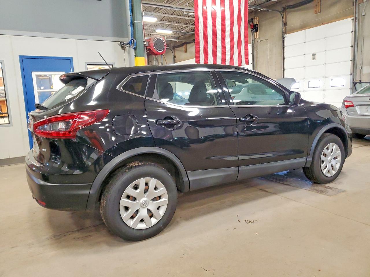NISSAN ROGUE SPORT 2020 — 4