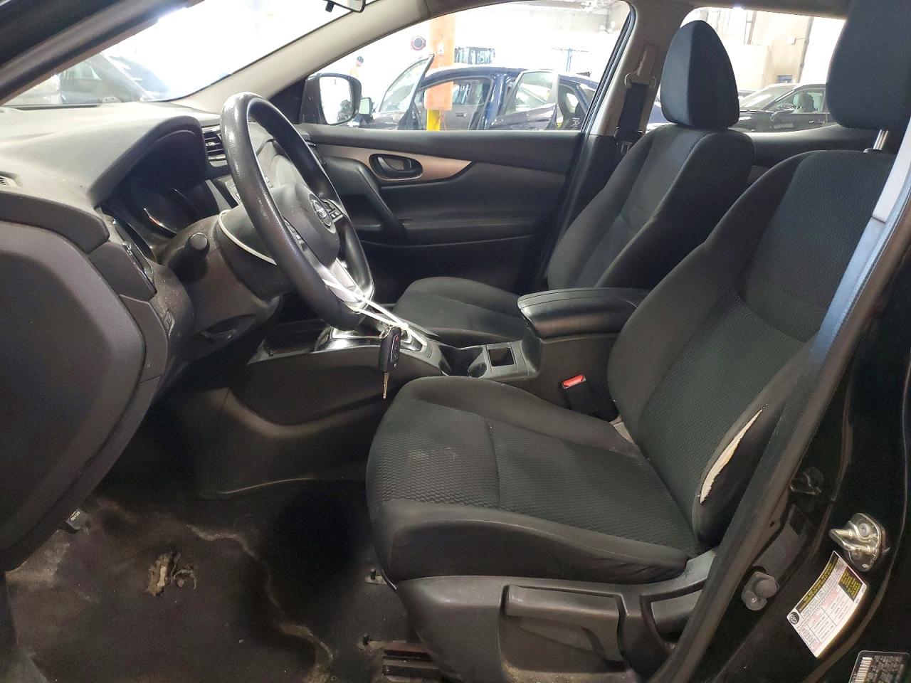 NISSAN ROGUE SPORT 2020 — 8