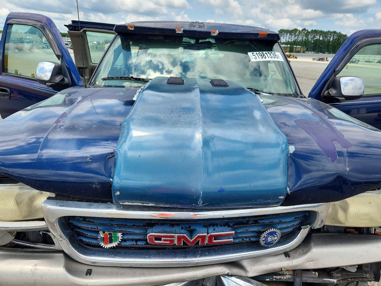 GMC NEW SIERRA 2000 — 12