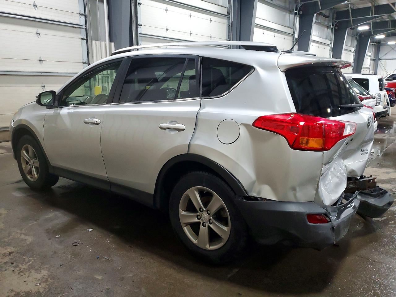 TOYOTA RAV4 2015 — 3