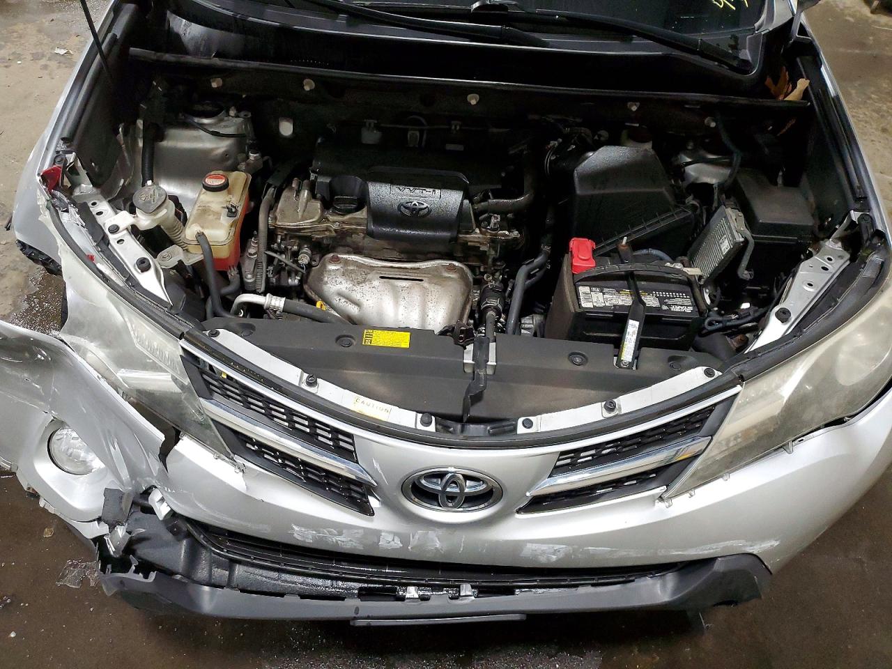 TOYOTA RAV4 2015 — 13