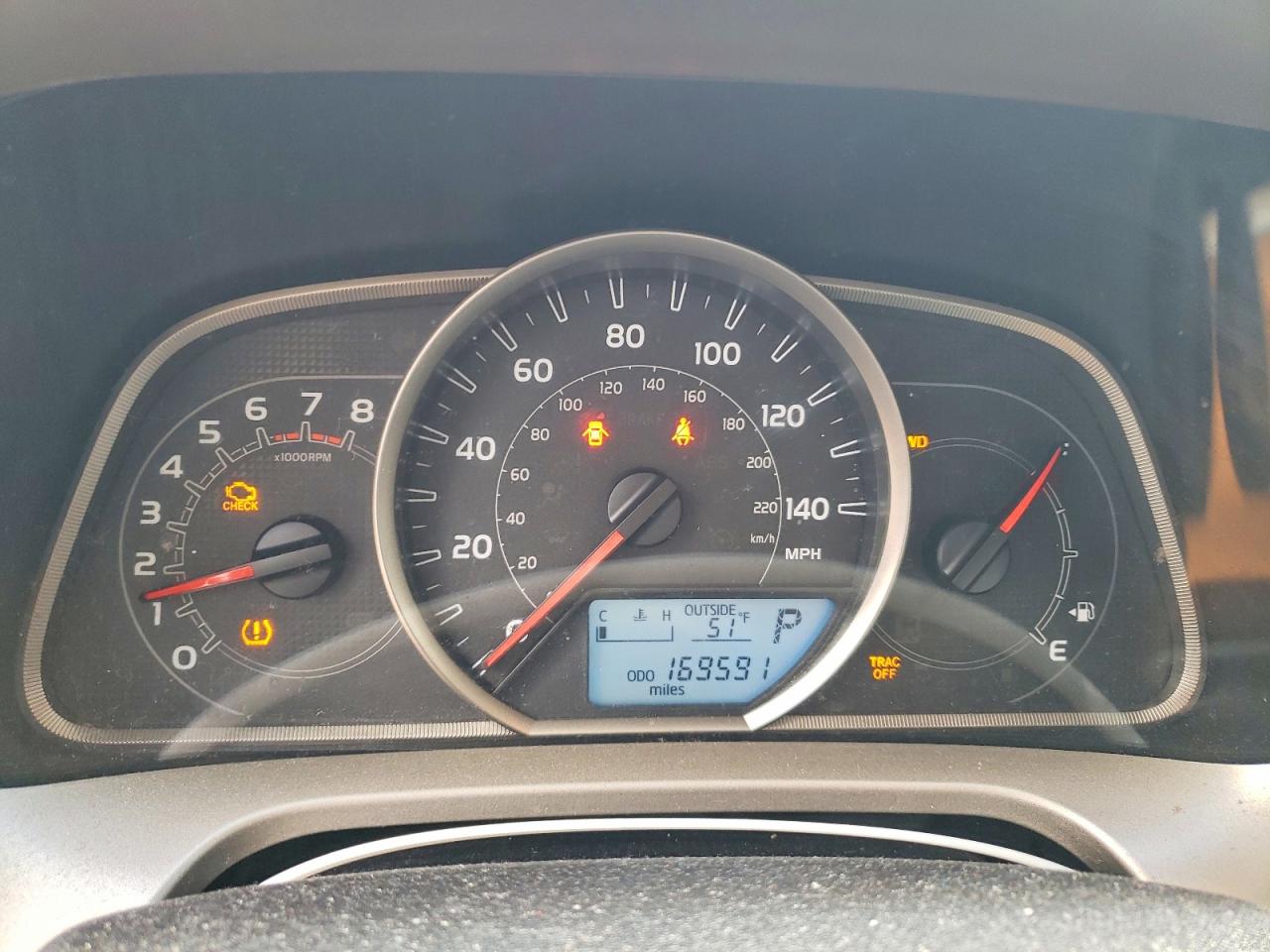 TOYOTA RAV4 2015 — 10