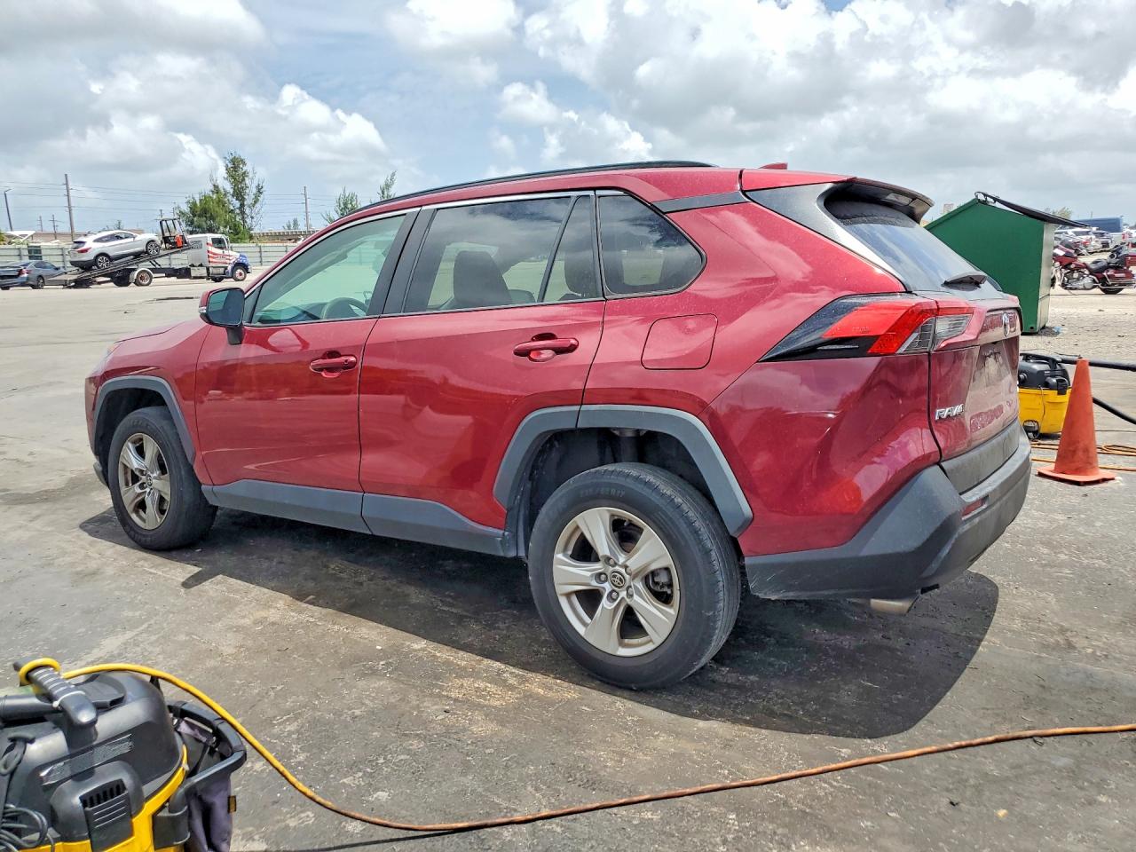 TOYOTA RAV4 2021 — 3