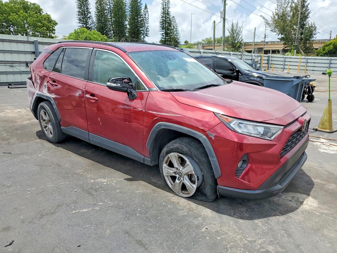 TOYOTA RAV4 2021 — 5