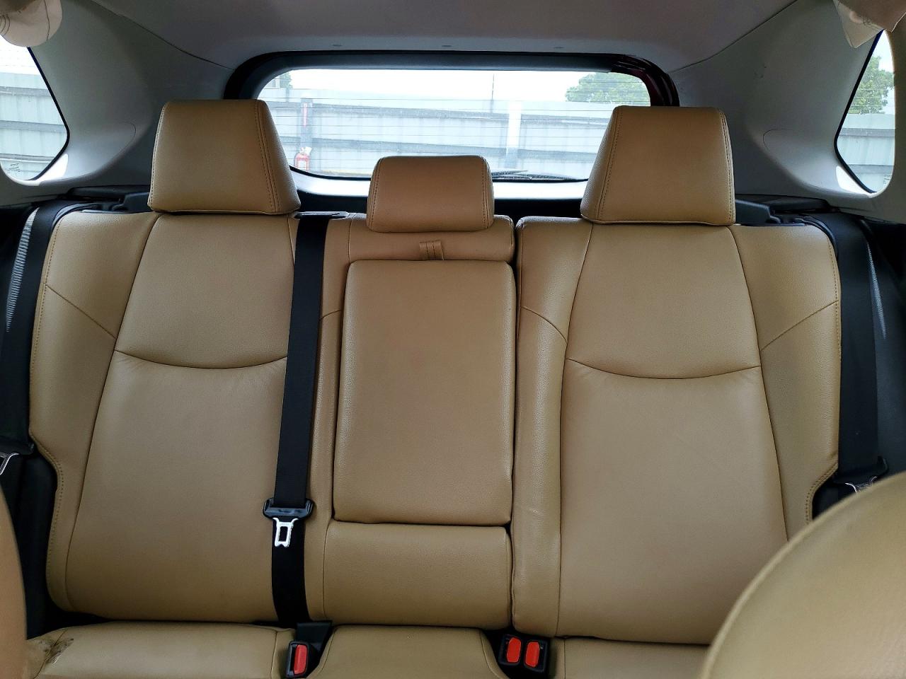 TOYOTA RAV4 2021 — 11