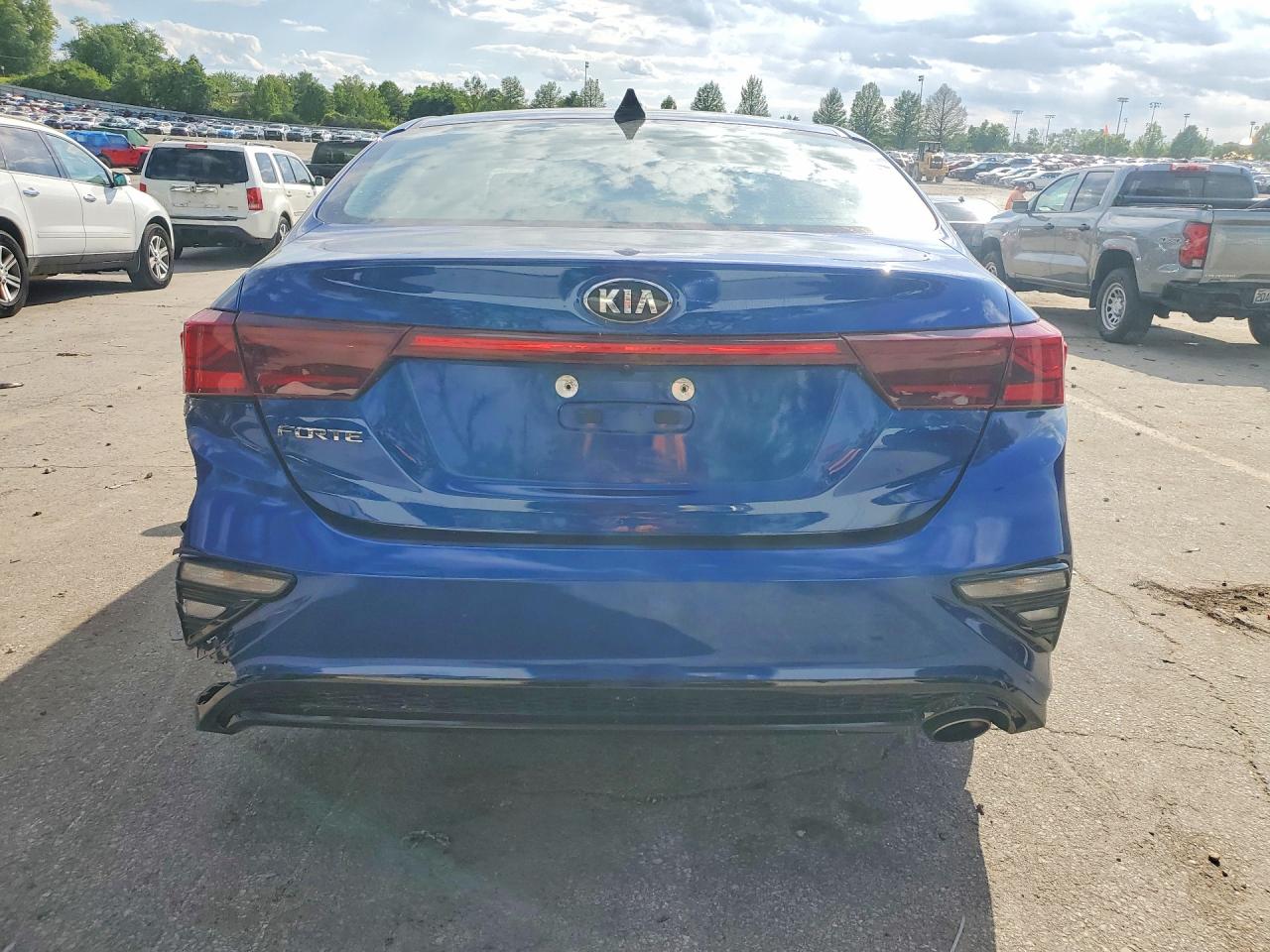 KIA FORTE 2021 — 7