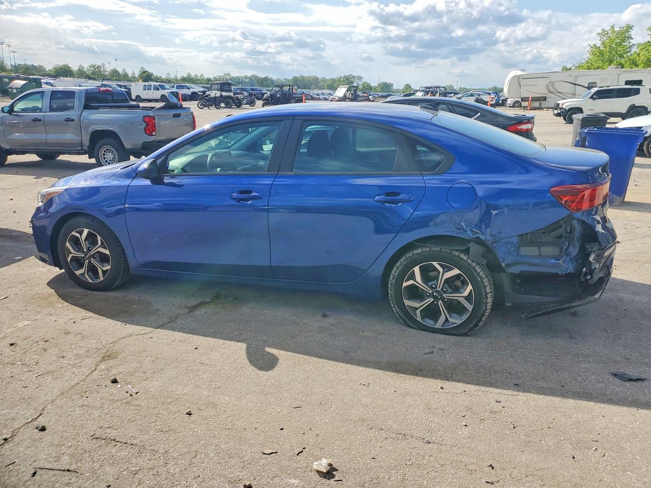 KIA FORTE 2021 — 3