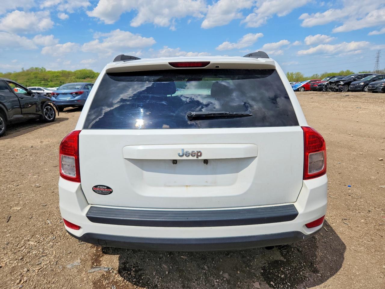 JEEP COMPASS 2011 — 7