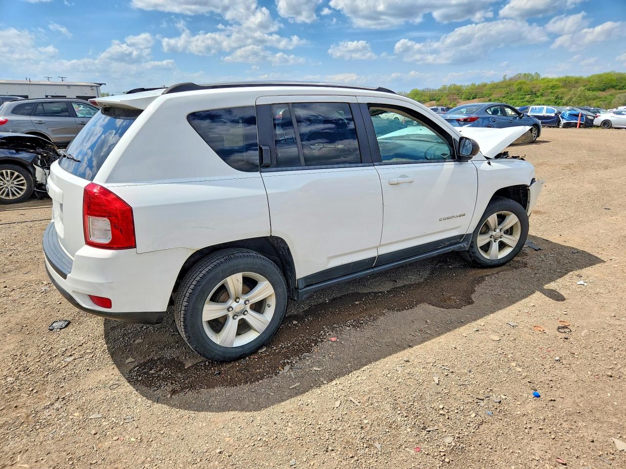 JEEP COMPASS 2011 — 4