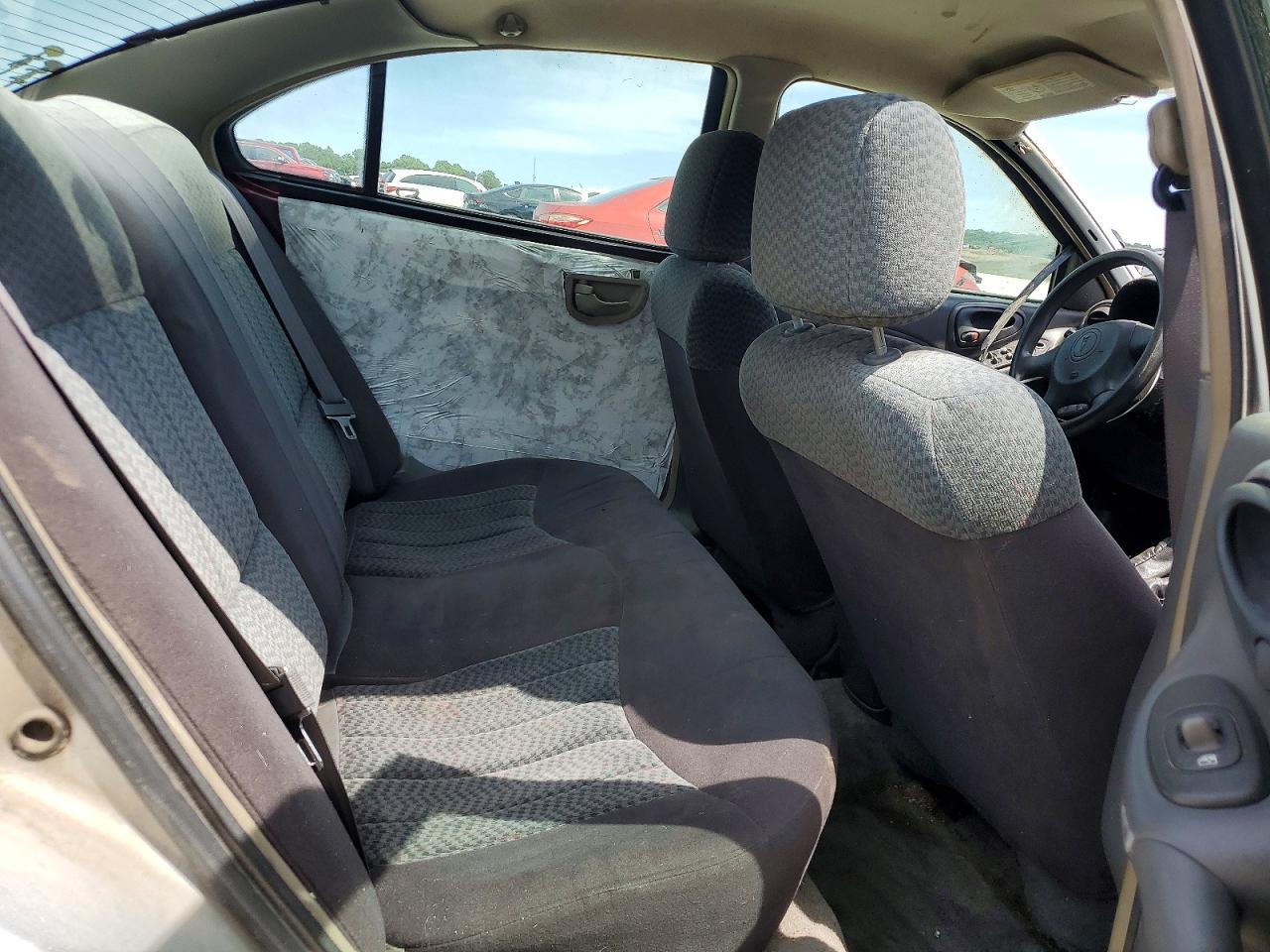 PONTIAC GRAND AM 2004 — 11