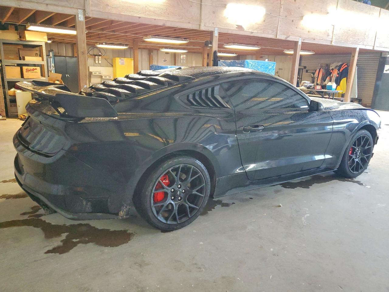 FORD MUSTANG 2019 — 4