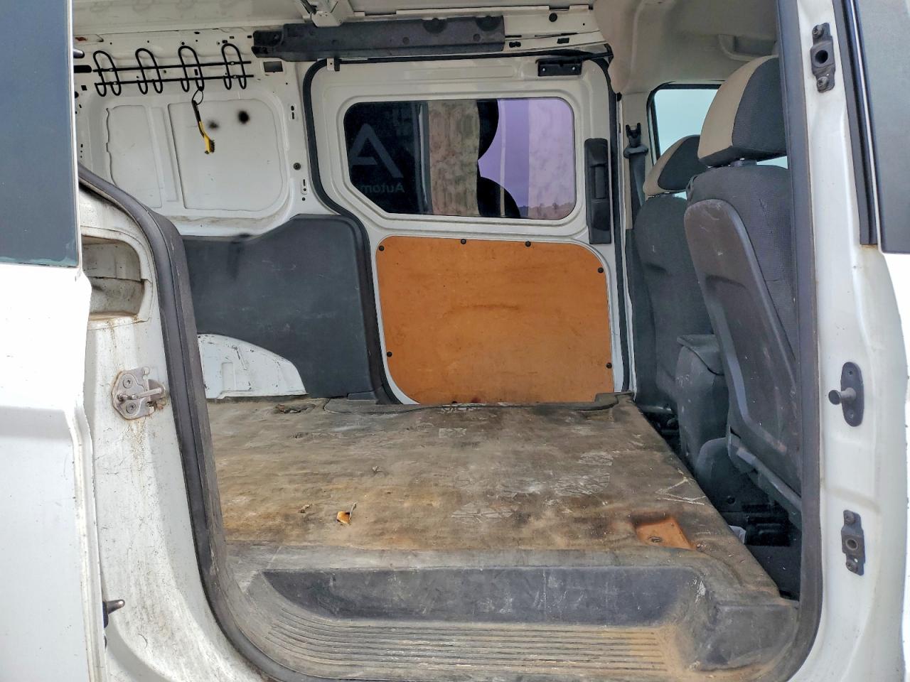 FORD TRANSIT CONNECT 2014 — 12