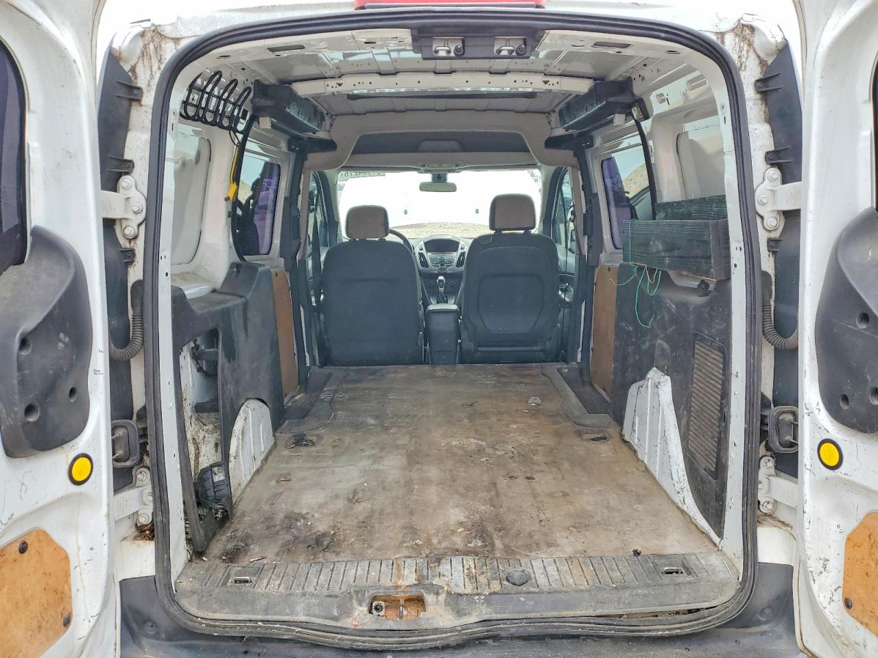 FORD TRANSIT CONNECT 2014 — 11