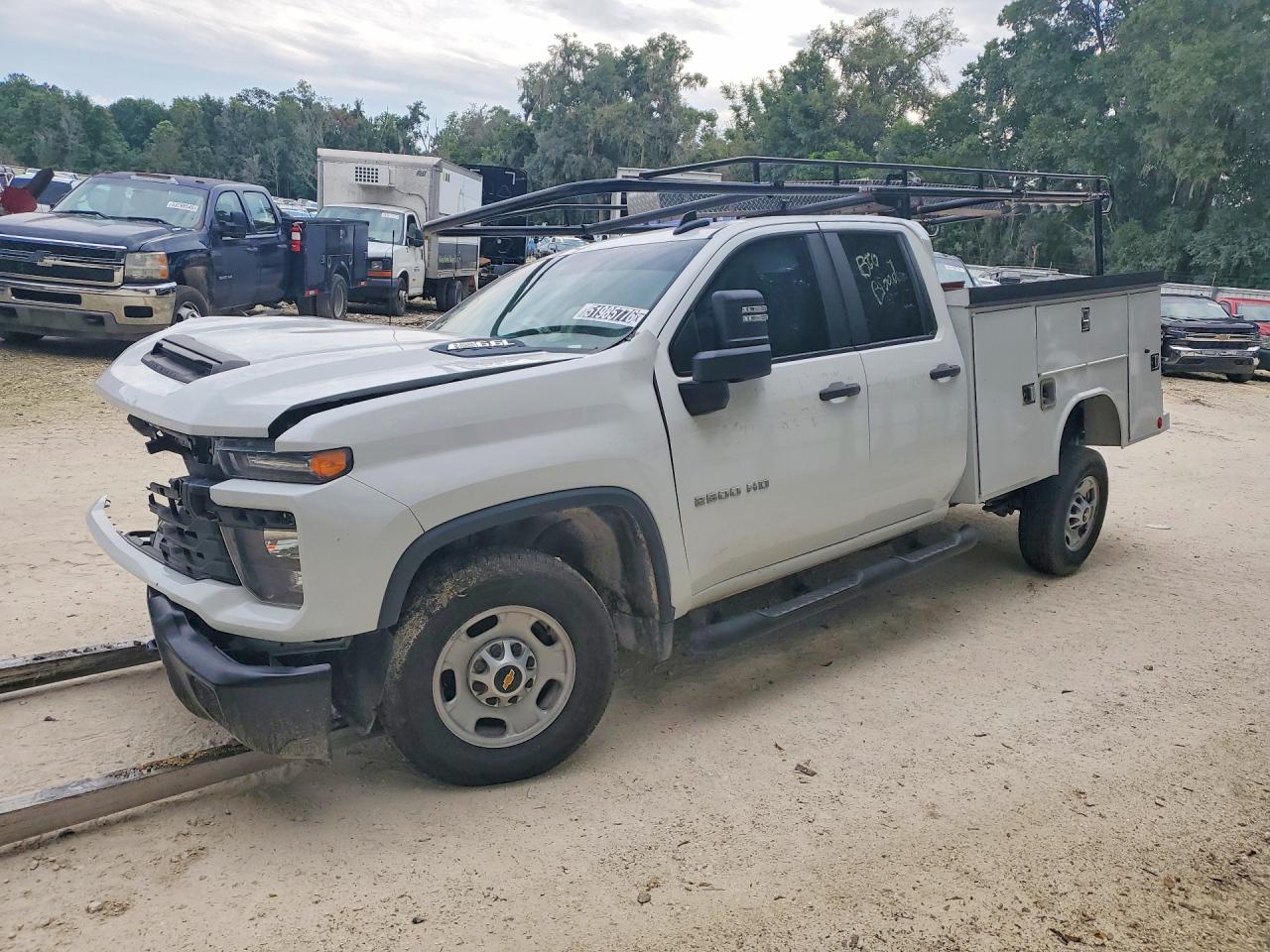 CHEVROLET SILVERADO 2024 — 2