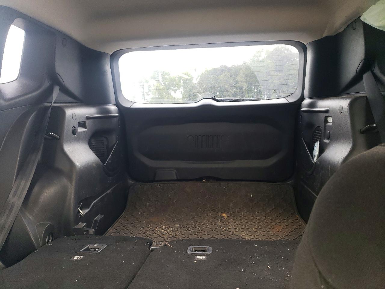 JEEP RENEGADE 2020 — 11