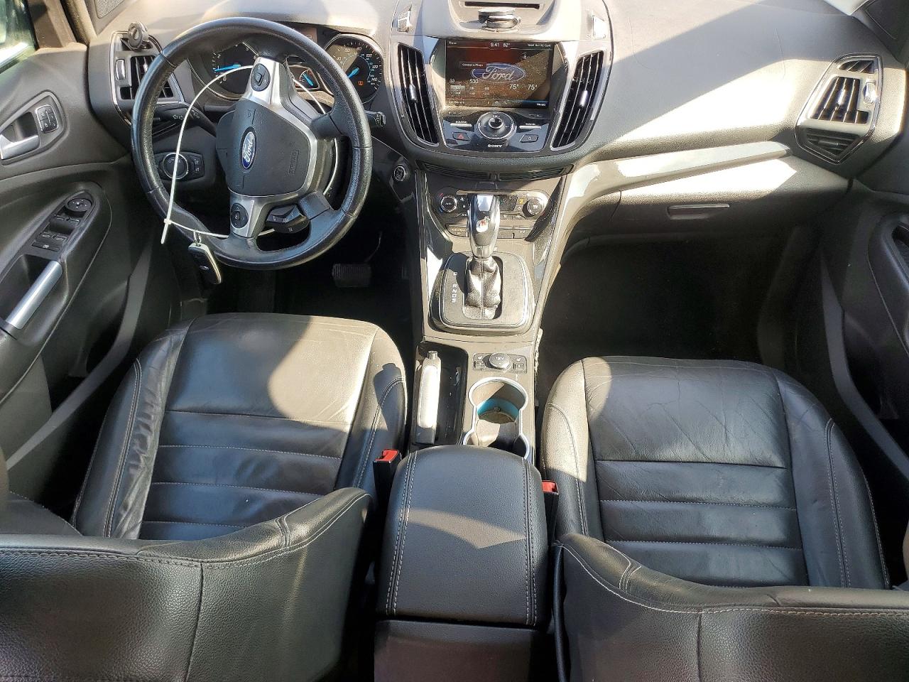 FORD ESCAPE 2015 — 9
