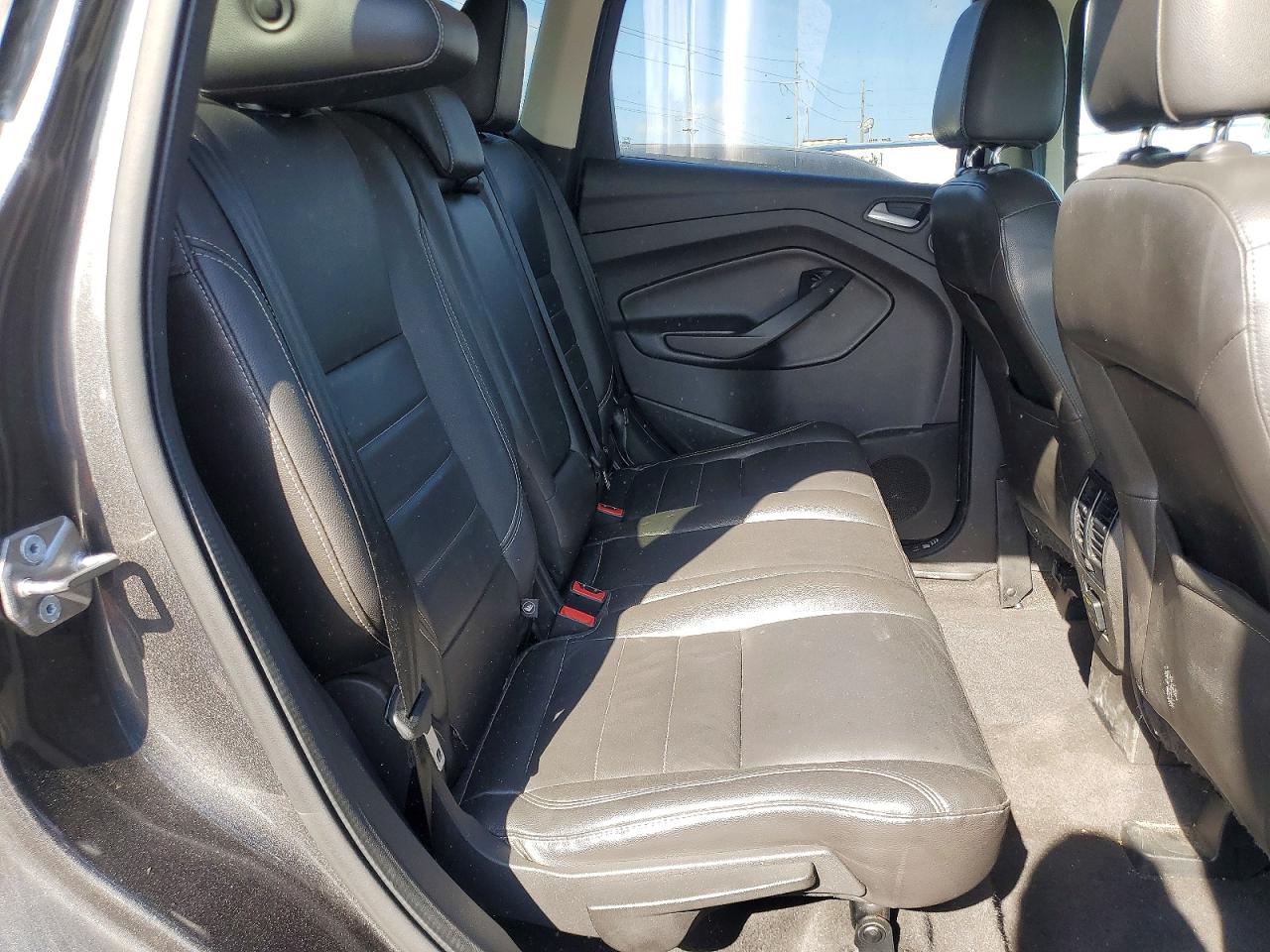 FORD ESCAPE 2015 — 12