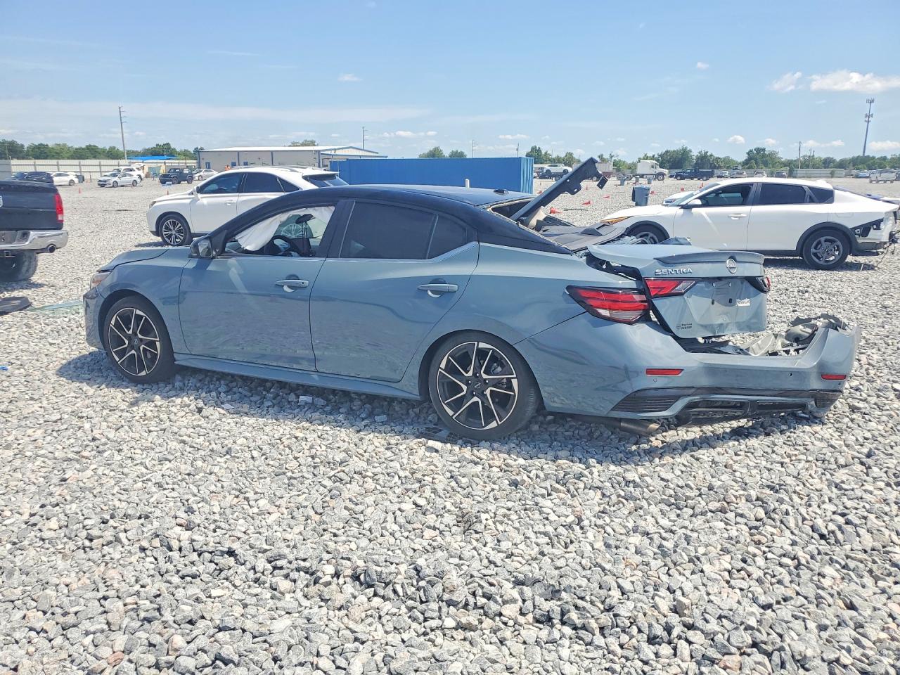 NISSAN SENTRA 2024 — 3
