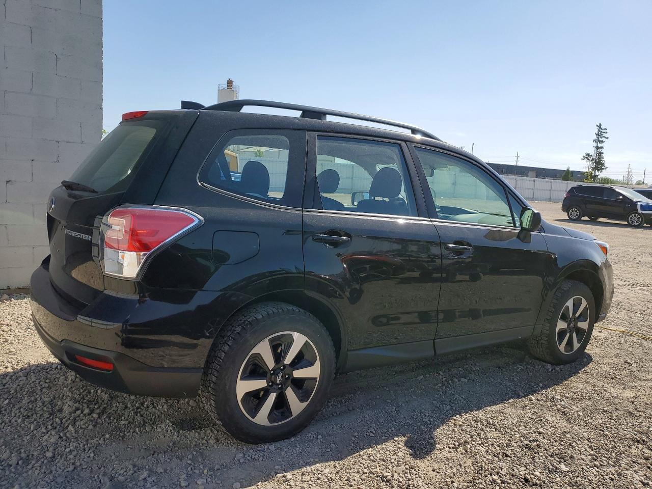 SUBARU FORESTER 2018 — 4
