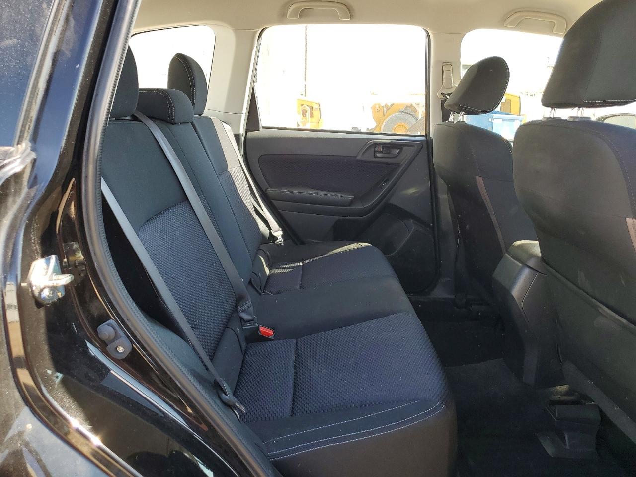 SUBARU FORESTER 2018 — 12