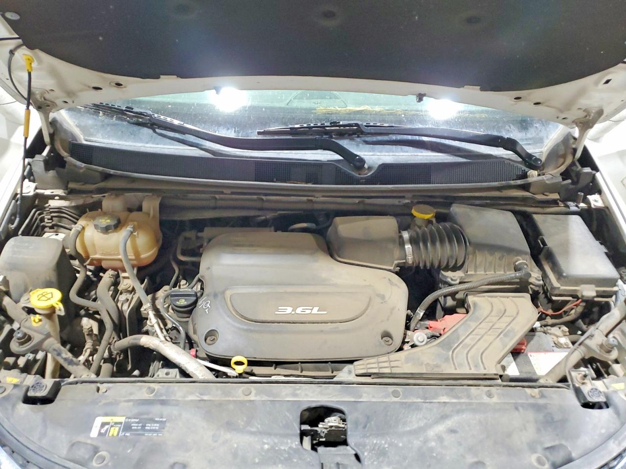 CHRYSLER PACIFICA 2018 — 13