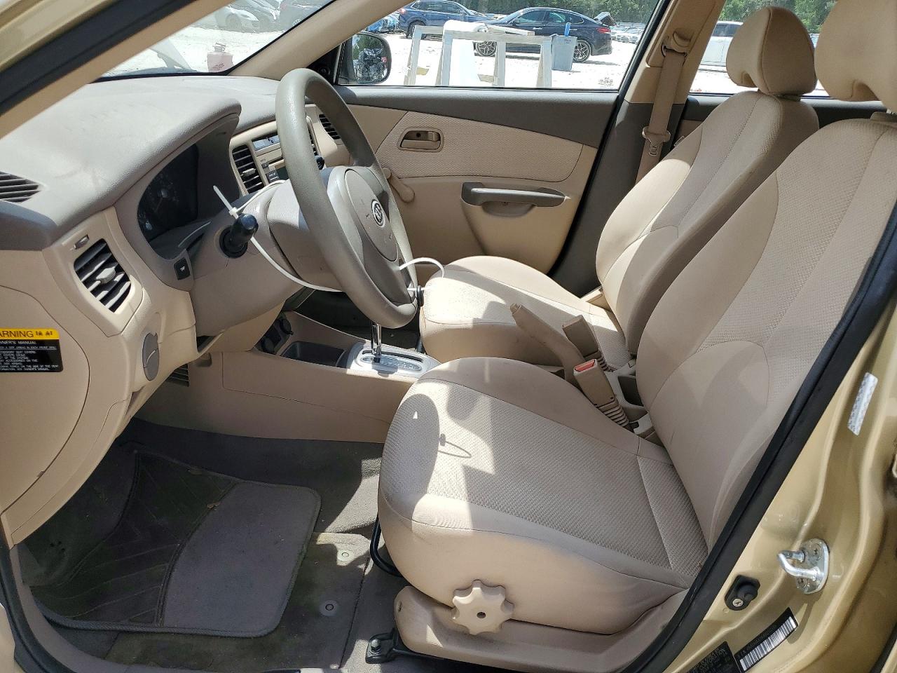 KIA RIO 2010 — 8