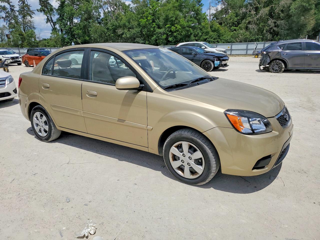 KIA RIO 2010 — 5