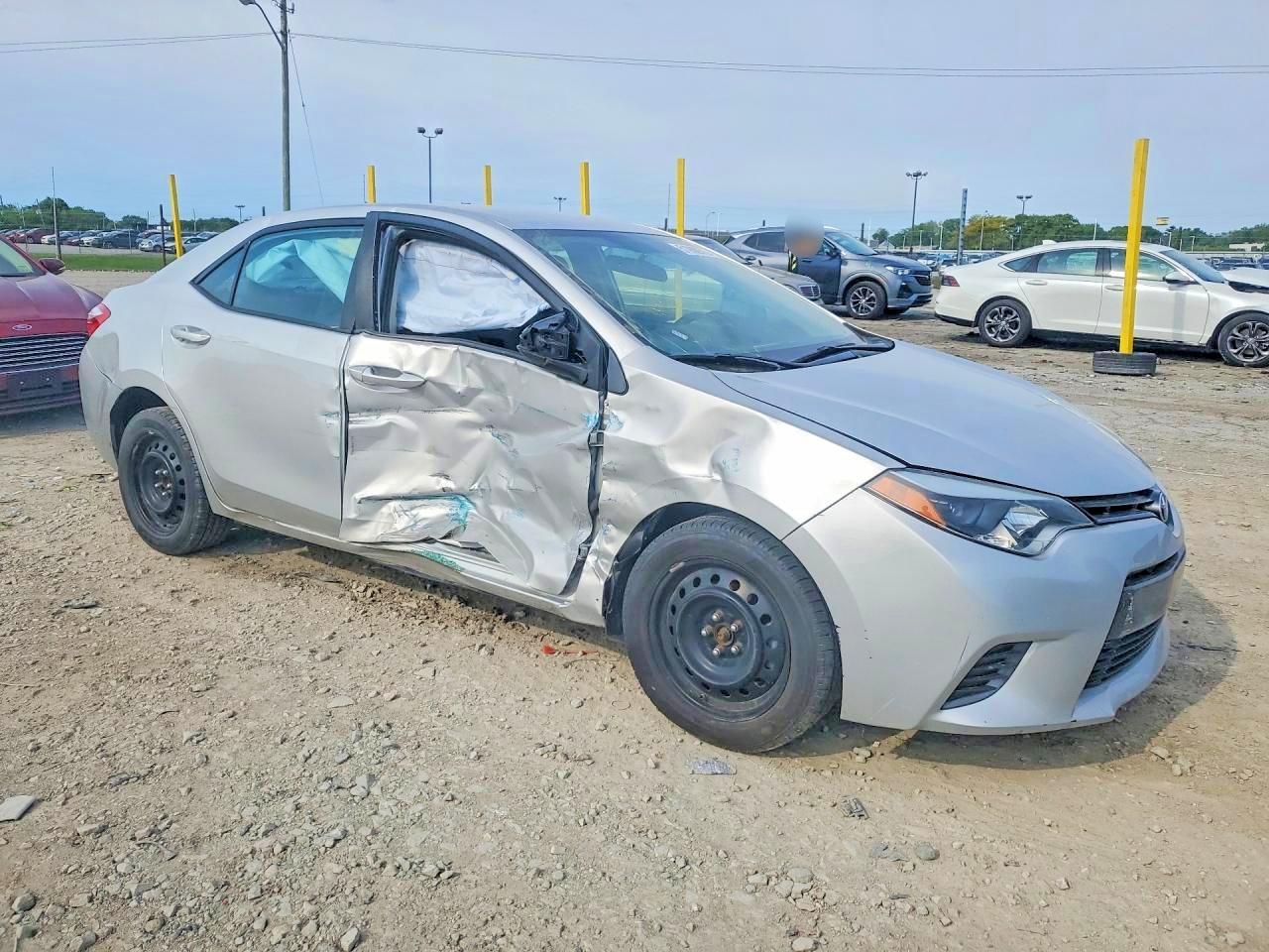 TOYOTA COROLLA 2015 — 5