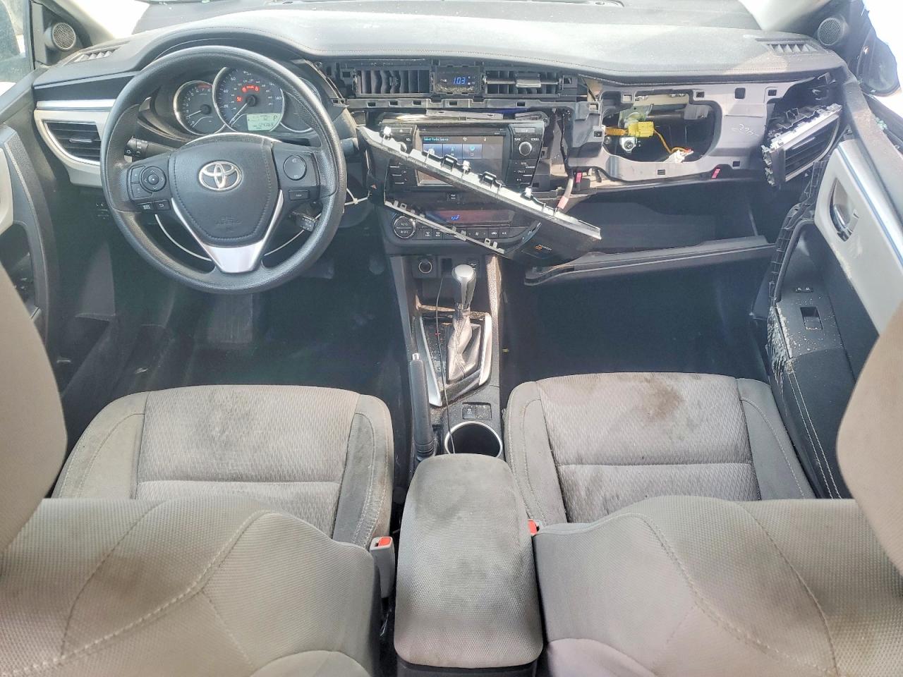 TOYOTA COROLLA 2015 — 9