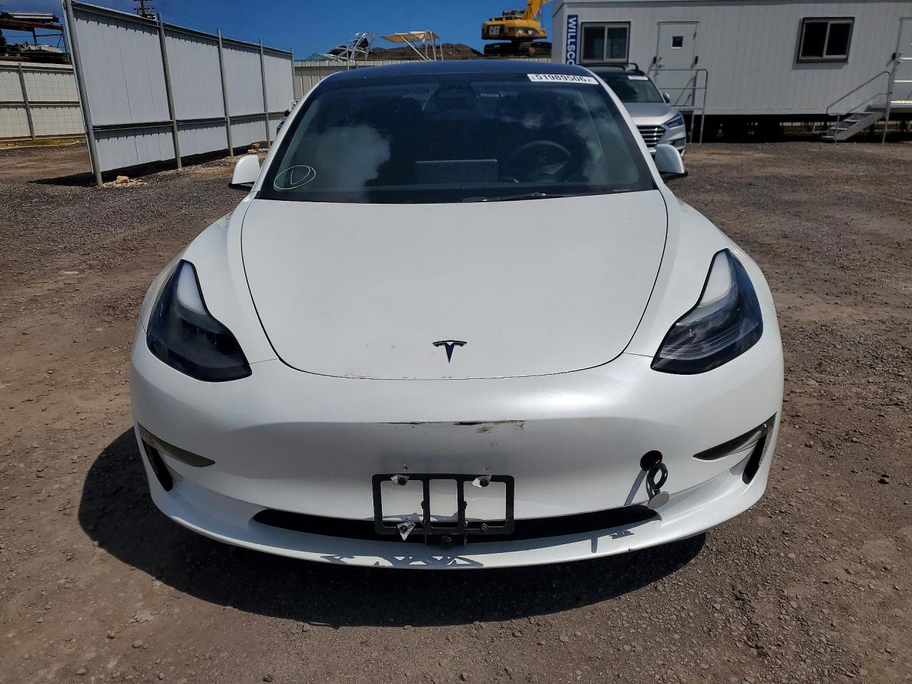 TESLA MODEL 3 2023 — 6